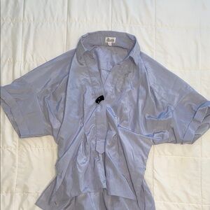 Womens Blue Short Sleeve Shirt size small